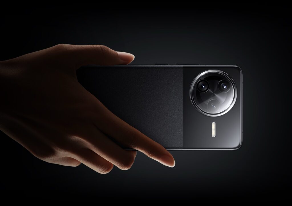 0314 POCO F7 02