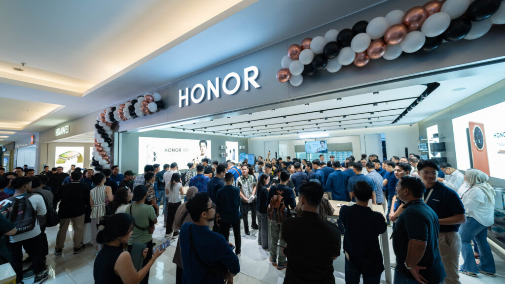 HONOR store 2 scaled e1753093257959