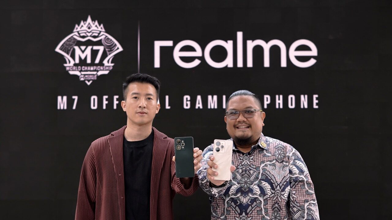 teknovrs realme 15 pro 1 Large e1759401395811