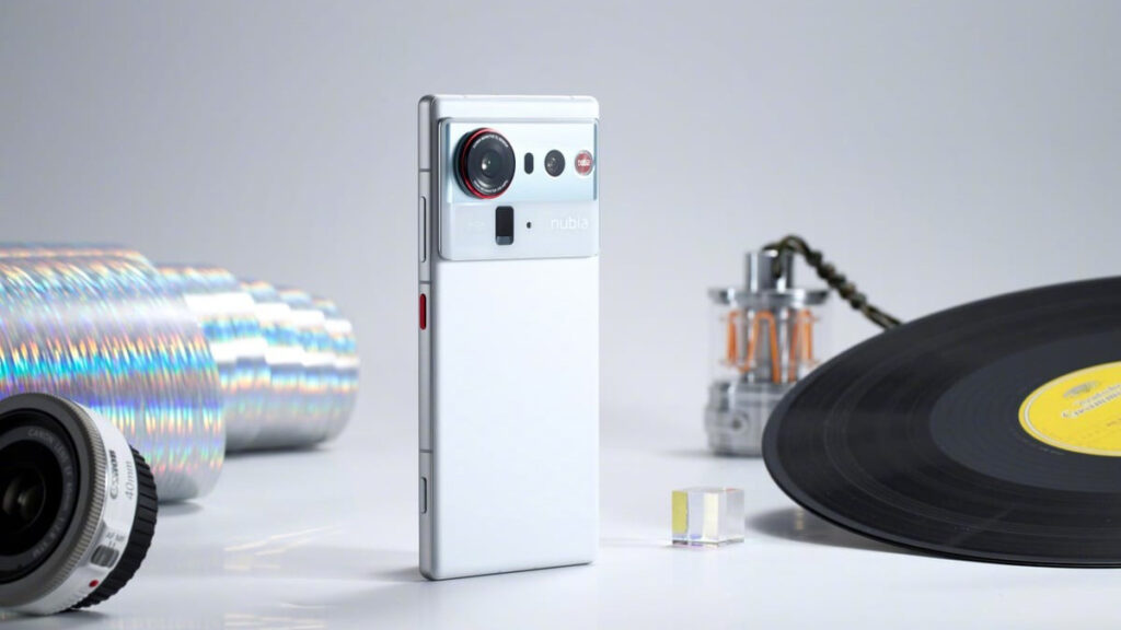 teknovrs NubiaZ80Ultra 3