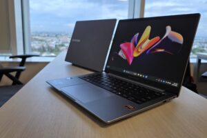 ASUS ExpertBook PM3 Adalah Contoh Bagaimana Fitur AI Seharusnya Ada di Laptop